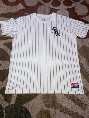 New Era White Pinstripe Chicago White Sox Short Sleeve Tee
